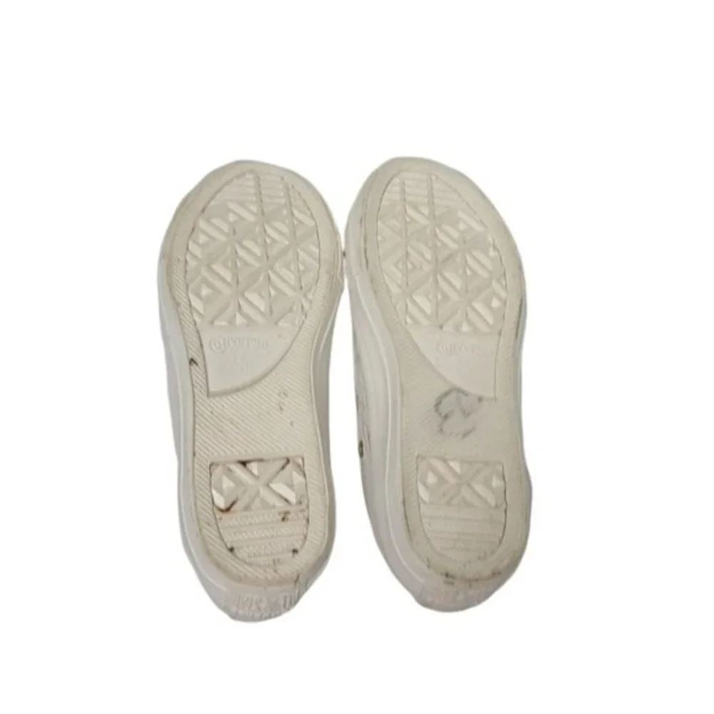 Converse sneakers low